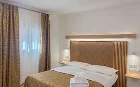 Hostal Fuentes De Luz